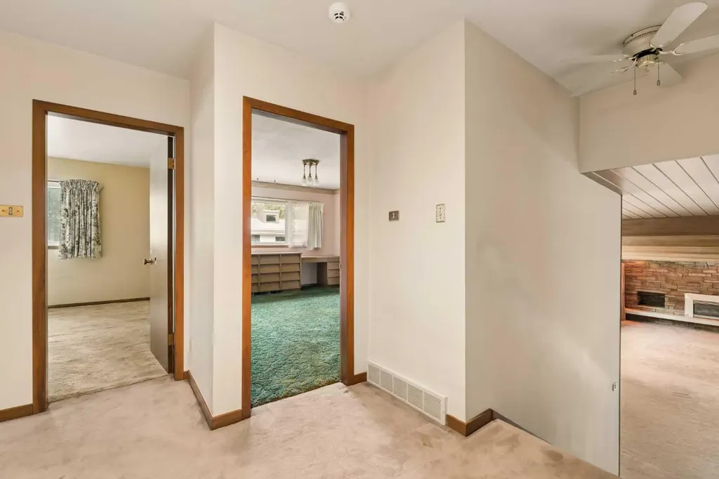 53 Massey Place SW Calgary AB T2V 2G6