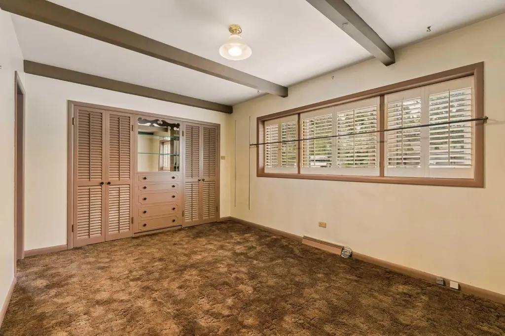 53 Massey Place SW Calgary AB T2V 2G6