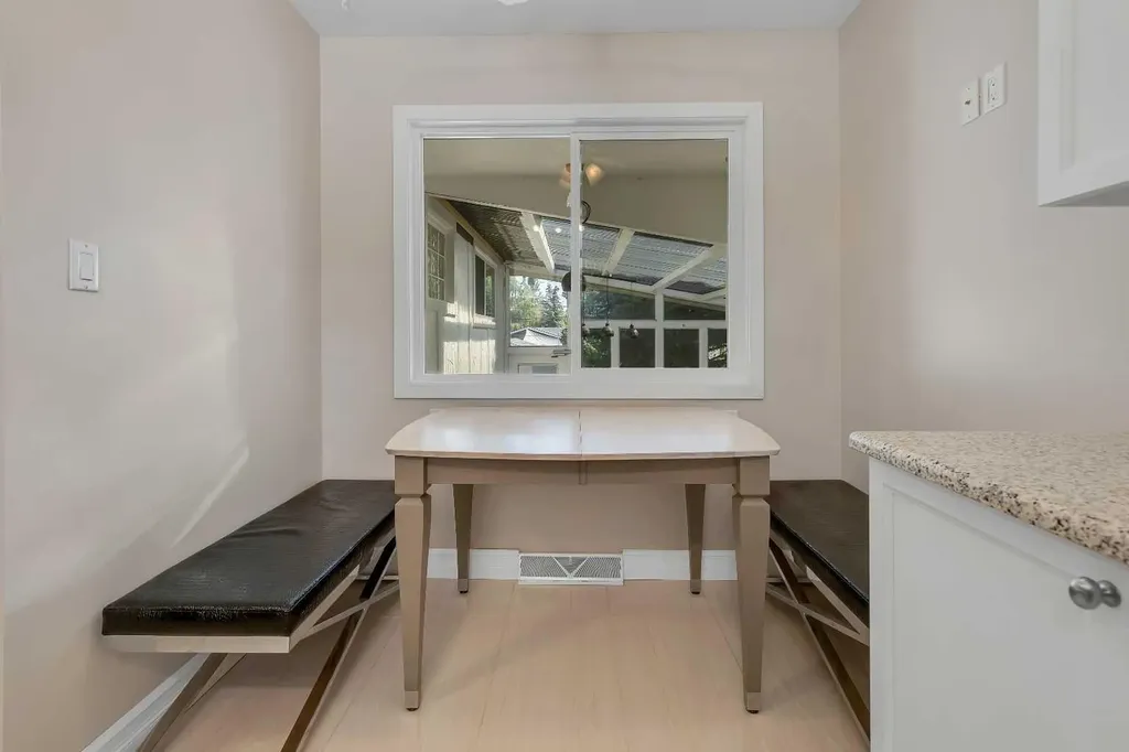 3324 Morley Crescent NW Calgary AB T2M 4K9