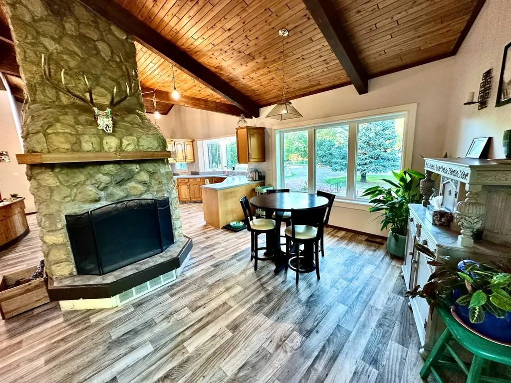 207 Moon River Drive Monarch AB T0L0Z0