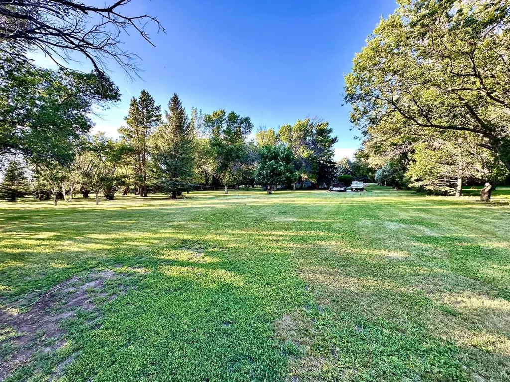 207 Moon River Drive Monarch AB T0L0Z0