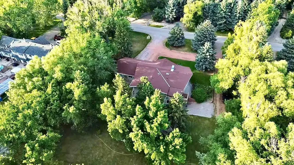 207 Moon River Drive Monarch AB T0L0Z0