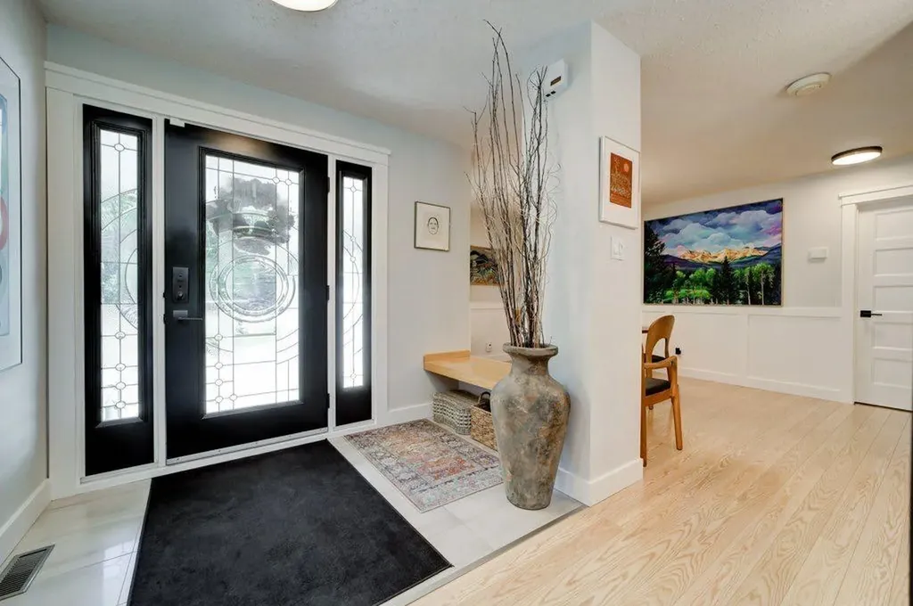 13521 15 Avenue Blairmore AB T0K 0E0