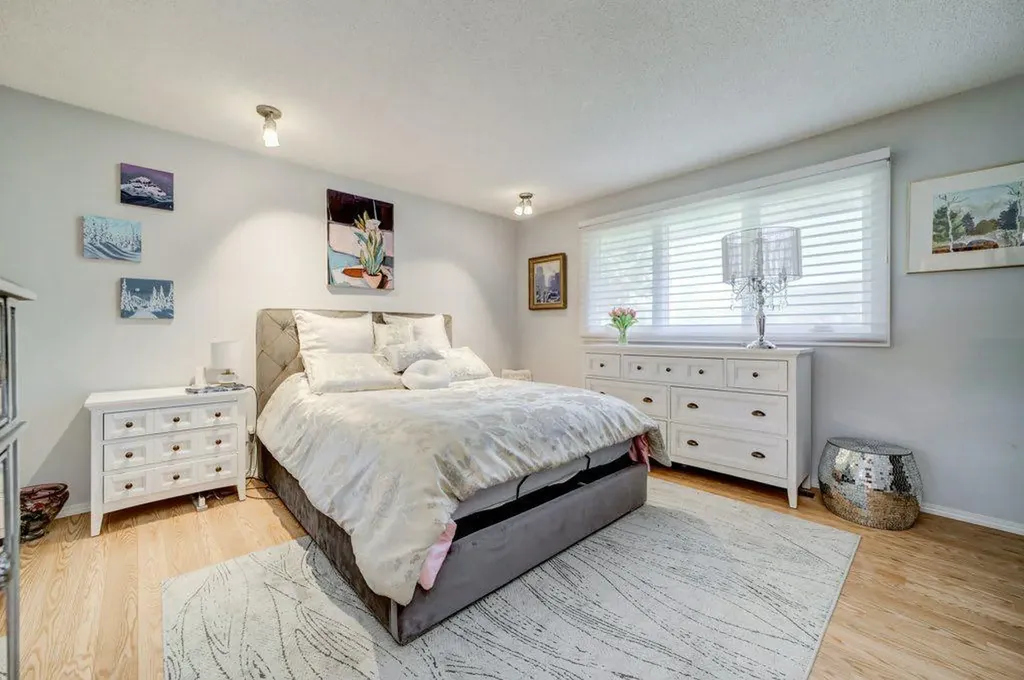 13521 15 Avenue Blairmore AB T0K 0E0