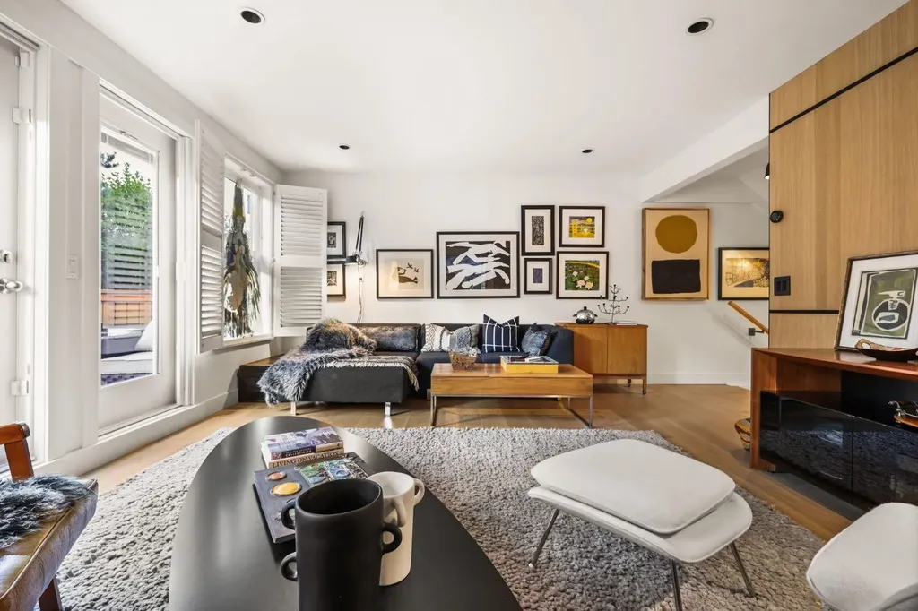 1936 30 Avenue SW Calgary AB T2T1P9