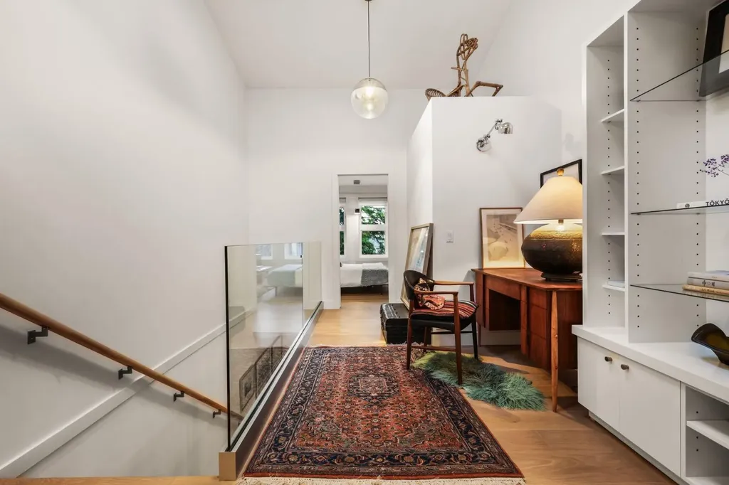1936 30 Avenue SW Calgary AB T2T1P9