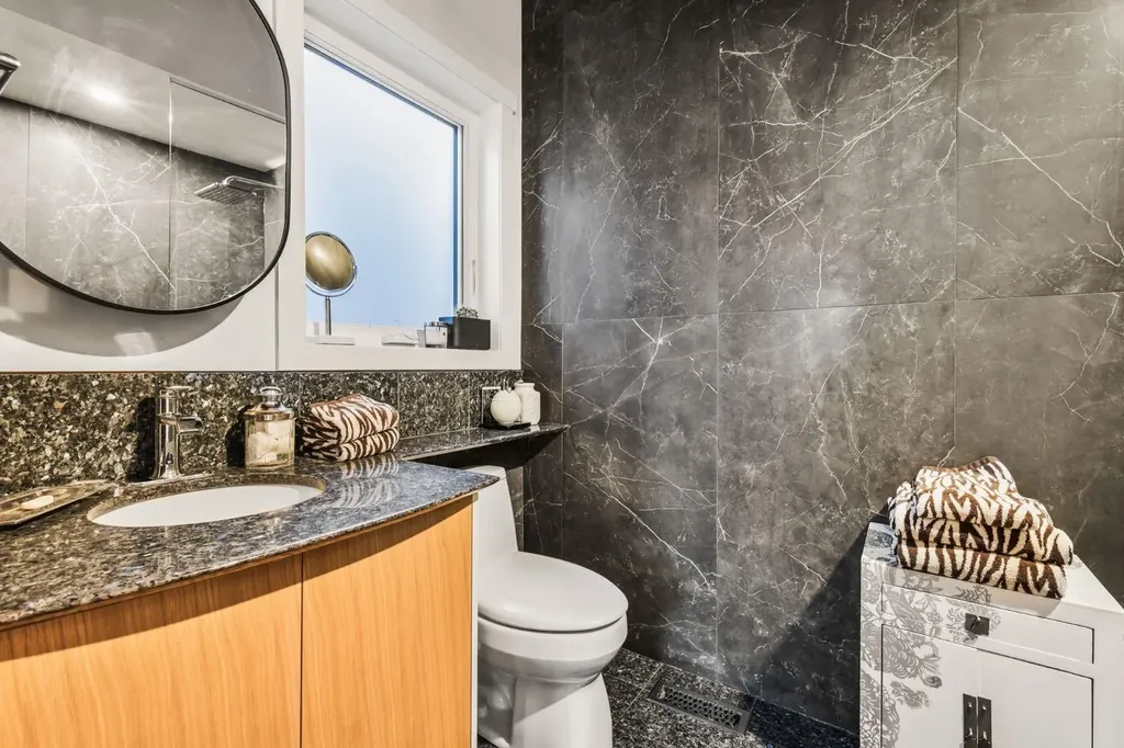 1936 30 Avenue SW Calgary AB T2T1P9