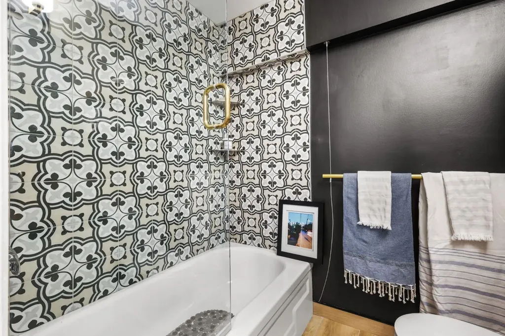 1936 30 Avenue SW Calgary AB T2T1P9