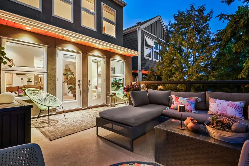 1936 30 Avenue SW Calgary AB T2T1P9