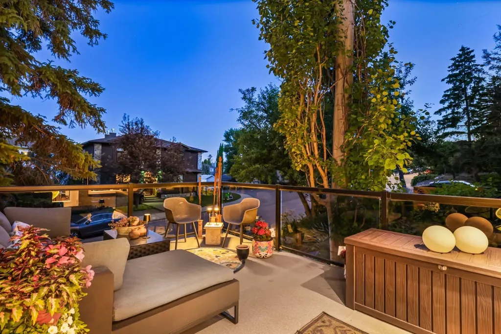 1936 30 Avenue SW Calgary AB T2T1P9