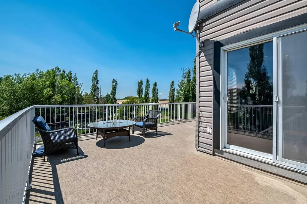13 Dain Place NW Langdon AB T0J 1X2