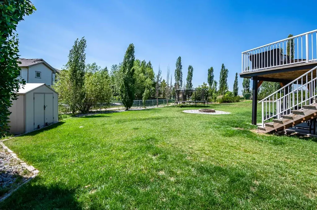 13 Dain Place NW Langdon AB T0J 1X2