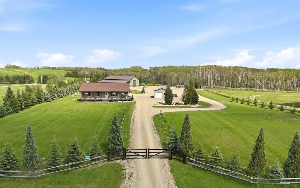 422045 Range Road 10 Rural Ponoka County AB T0C 2J0