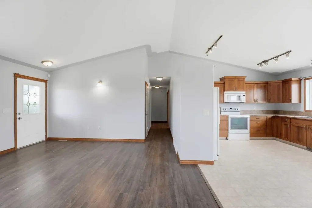422045 Range Road 10 Rural Ponoka County AB T0C 2J0