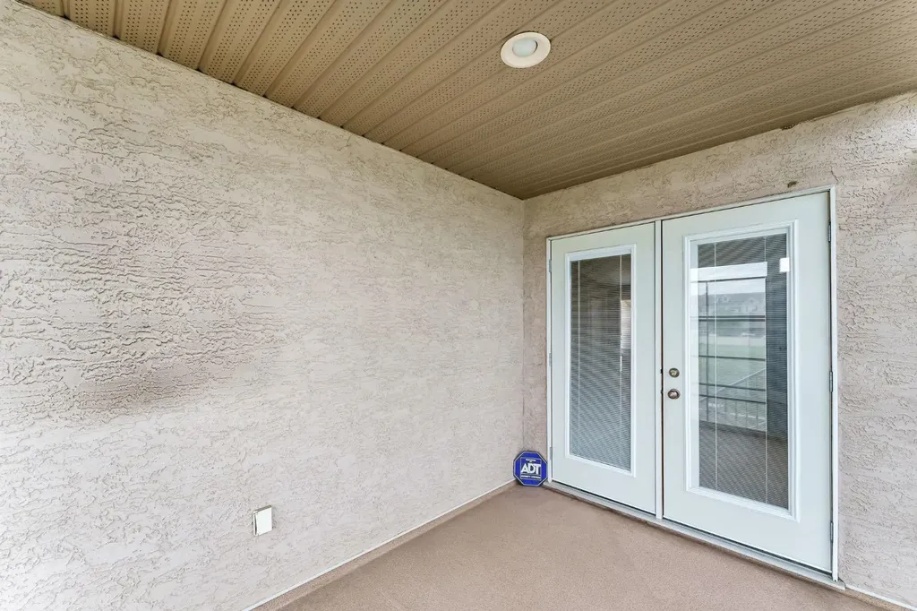 108 Sandstone Place SE Medicine Hat AB T1B 4R9