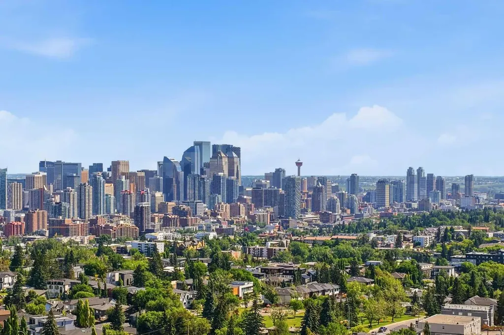 2205 27 Avenue SW Calgary AB T2T 1J1