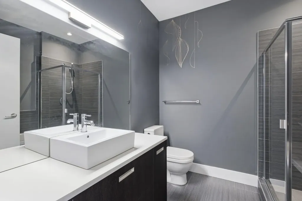 2505 17 Avenue SW Calgary AB T3E7V3