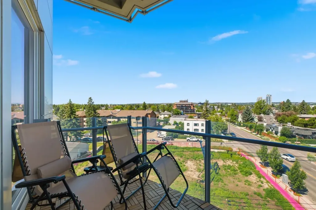 2505 17 Avenue SW Calgary AB T3E7V3