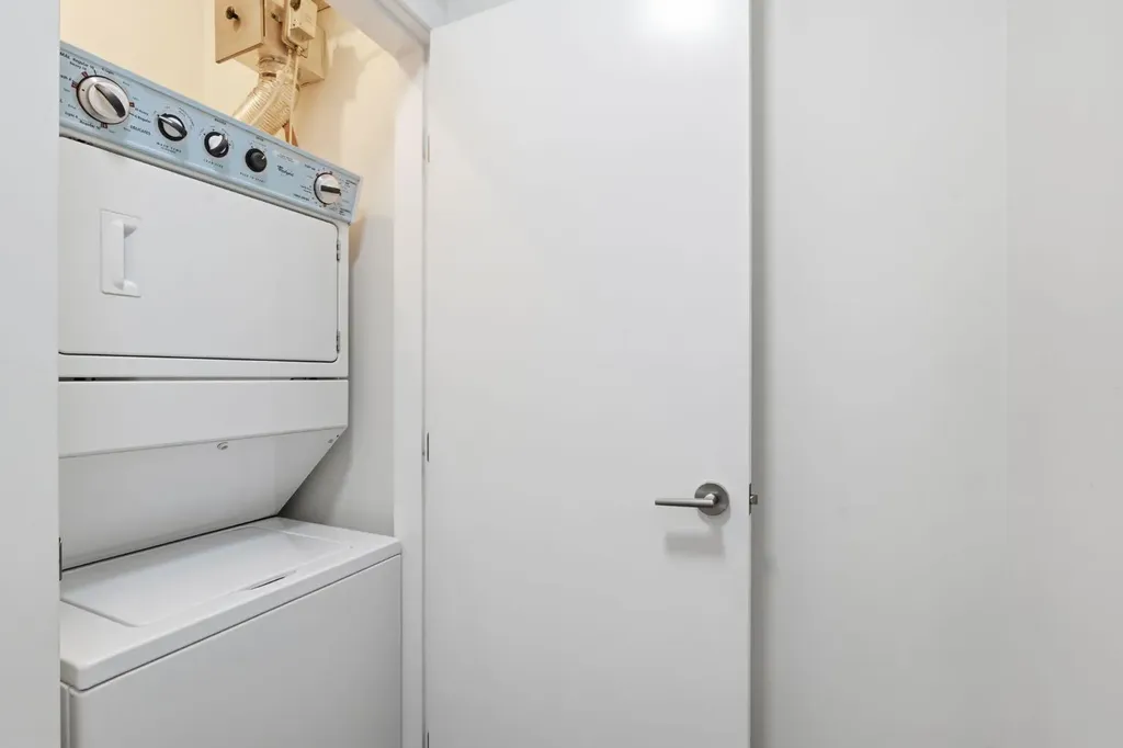 2505 17 Avenue SW Calgary AB T3E7V3