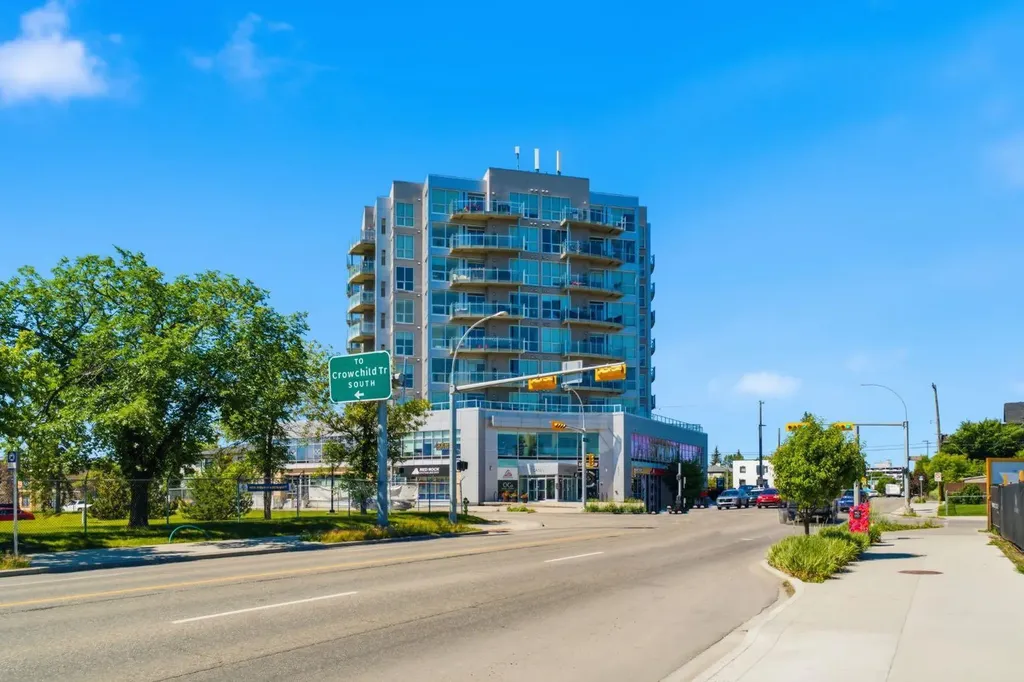 2505 17 Avenue SW Calgary AB T3E7V3