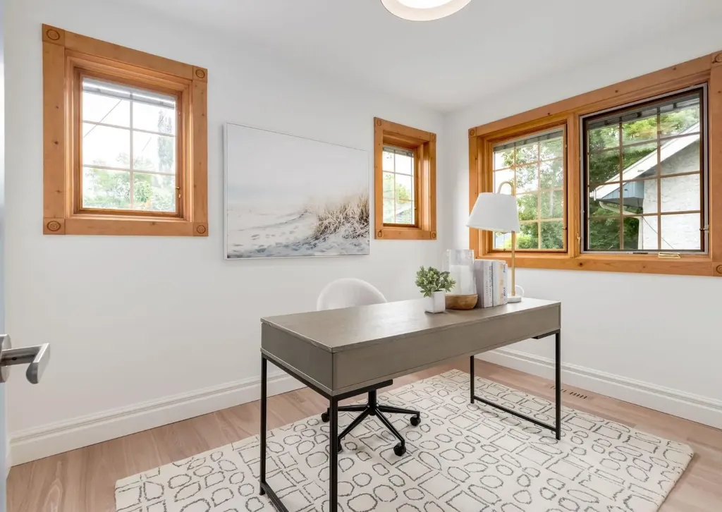 1618 6 Street NW Calgary AB T2M 3E8