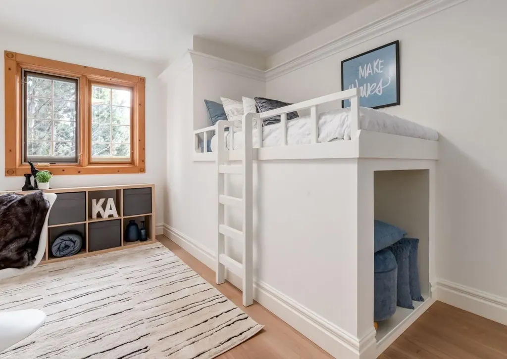 1618 6 Street NW Calgary AB T2M 3E8