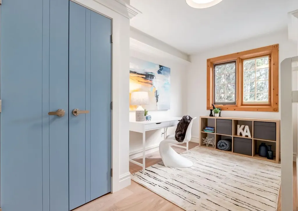 1618 6 Street NW Calgary AB T2M 3E8