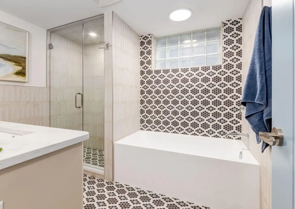 1618 6 Street NW Calgary AB T2M 3E8