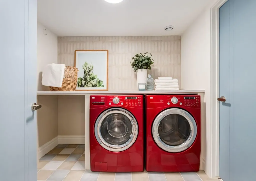 1618 6 Street NW Calgary AB T2M 3E8