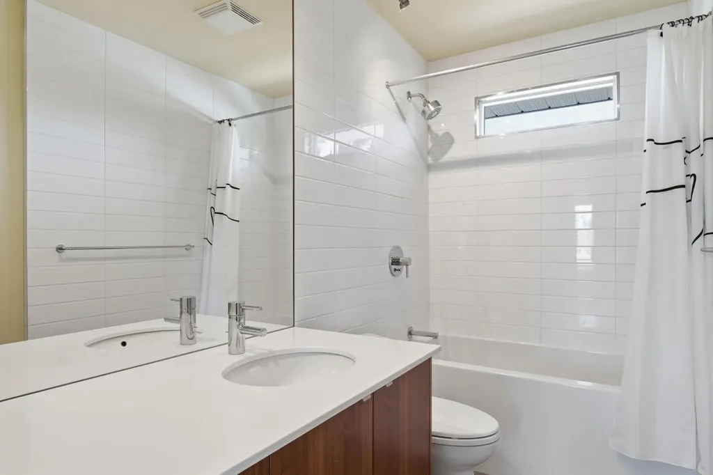 4935 10 Avenue SW Calgary AB T3C 0M3
