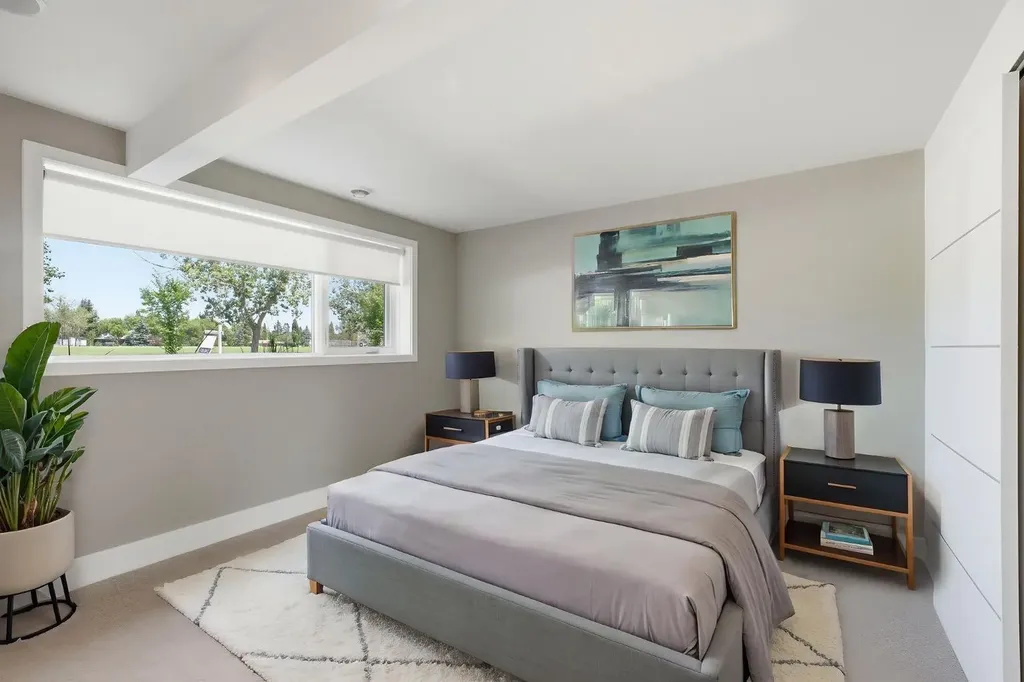 4935 10 Avenue SW Calgary AB T3C 0M3