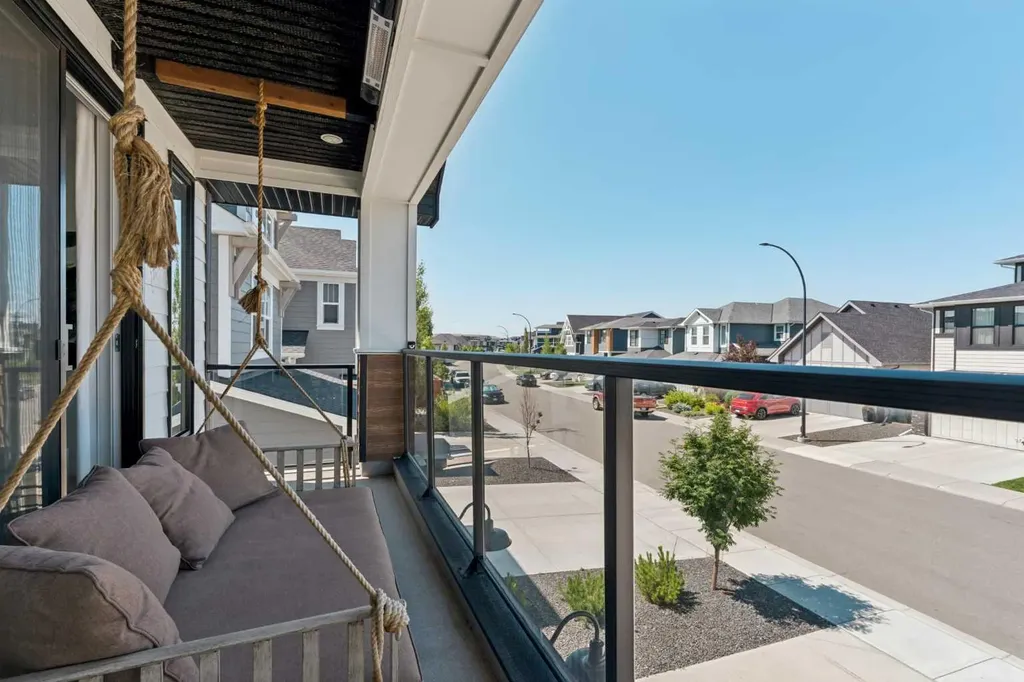 203 Cranbrook Park SE Calgary AB T3M 3C3