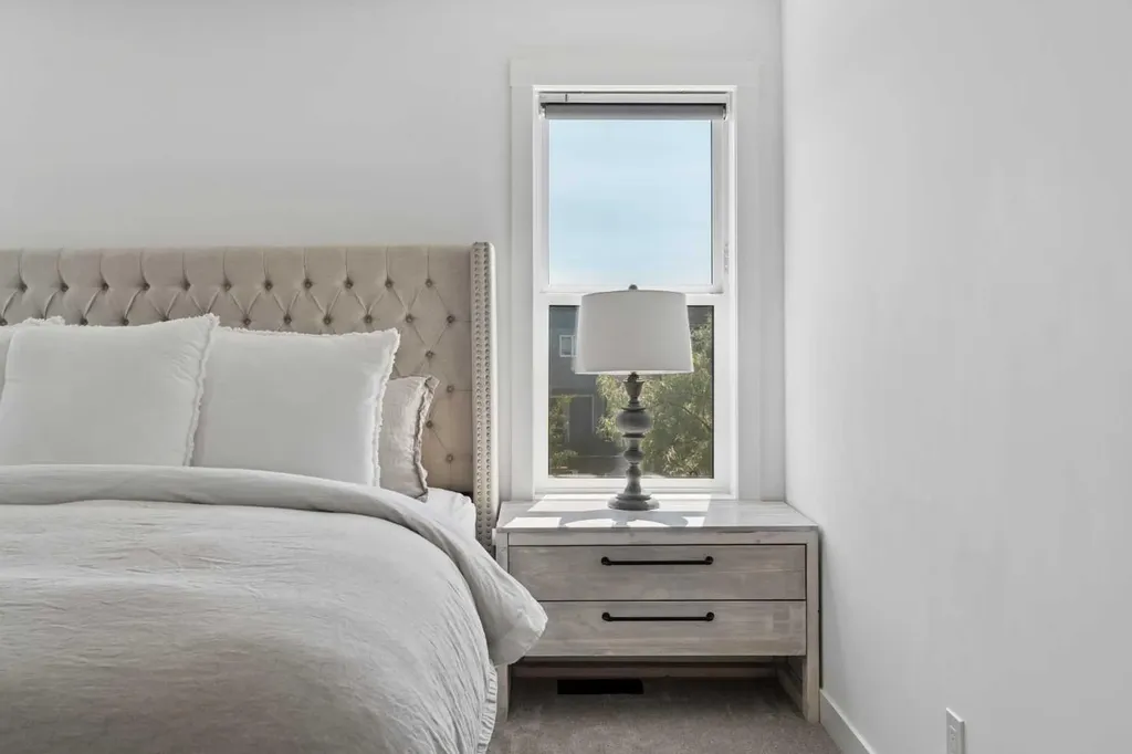 203 Cranbrook Park SE Calgary AB T3M 3C3