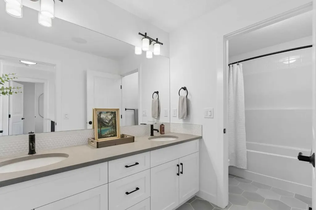 203 Cranbrook Park SE Calgary AB T3M 3C3