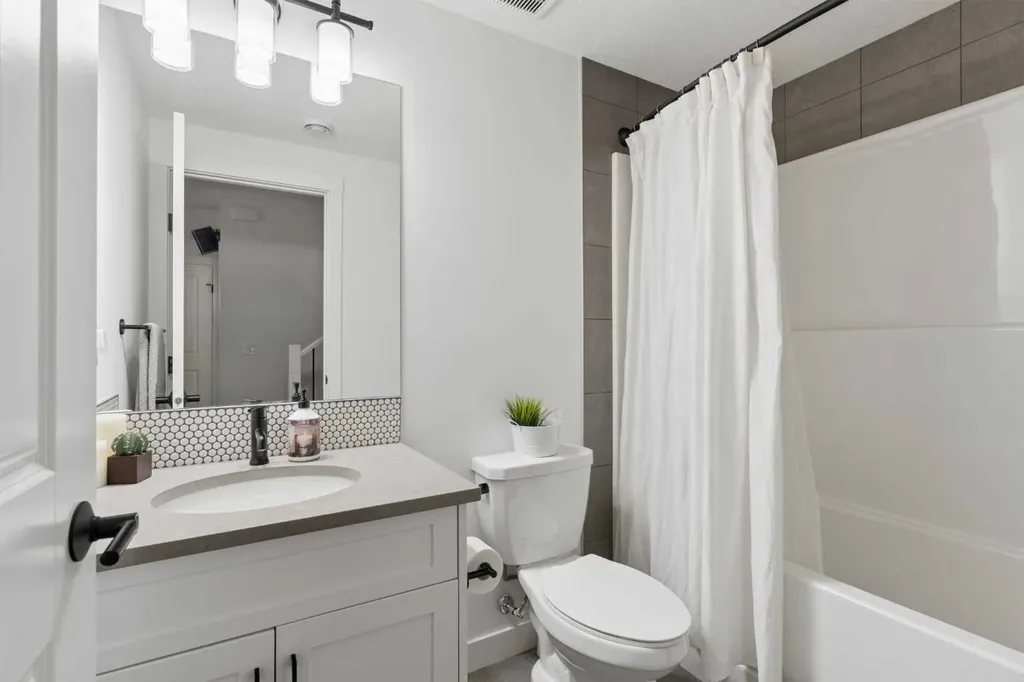 203 Cranbrook Park SE Calgary AB T3M 3C3
