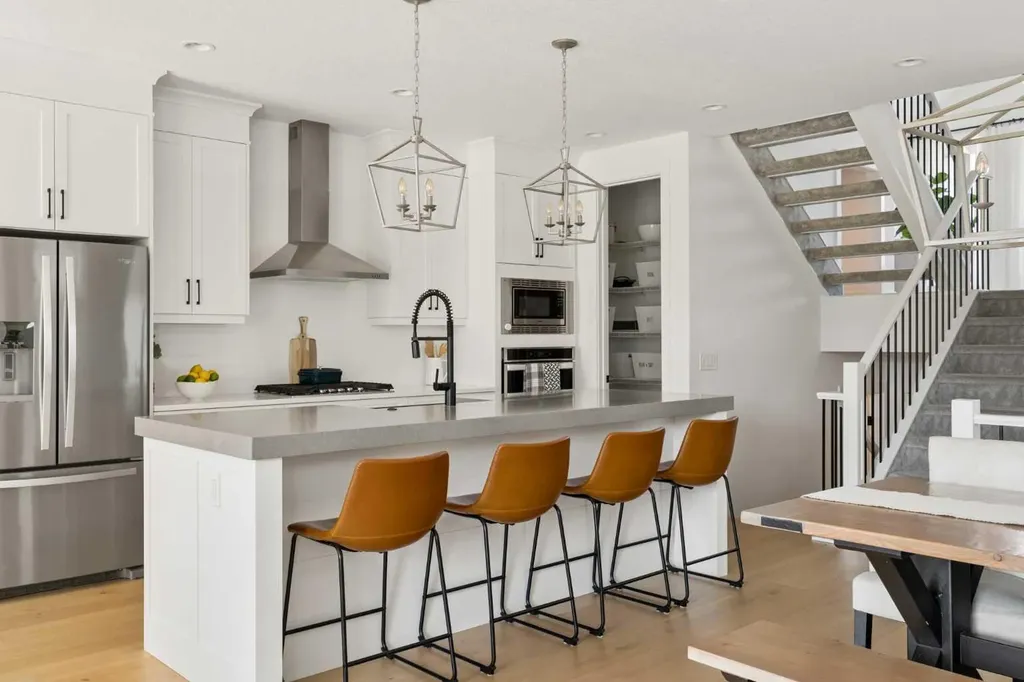 203 Cranbrook Park SE Calgary AB T3M 3C3