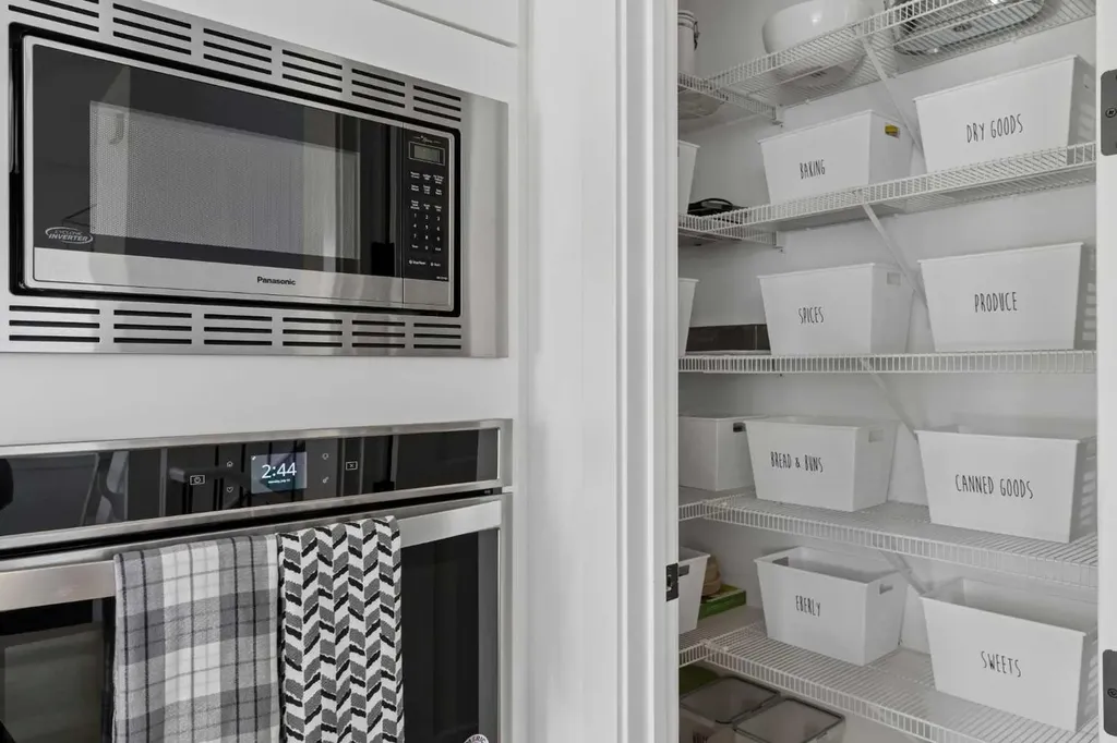 203 Cranbrook Park SE Calgary AB T3M 3C3