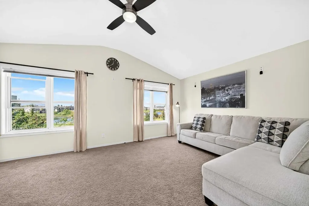 279 Copperpond Circle SE Calgary AB T2Z 0R4
