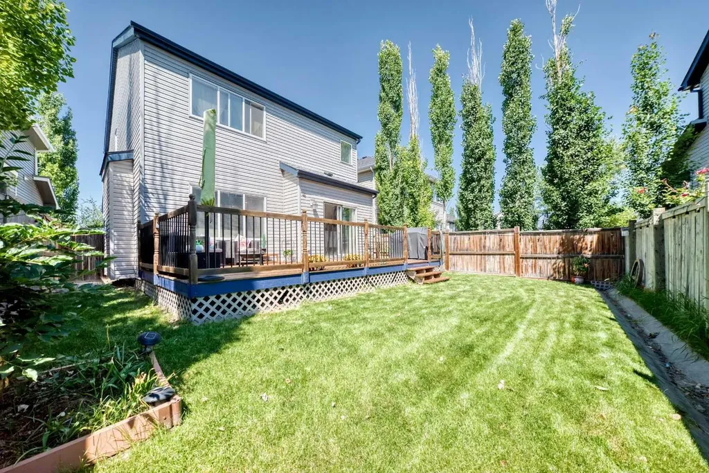 279 Copperpond Circle SE Calgary AB T2Z 0R4