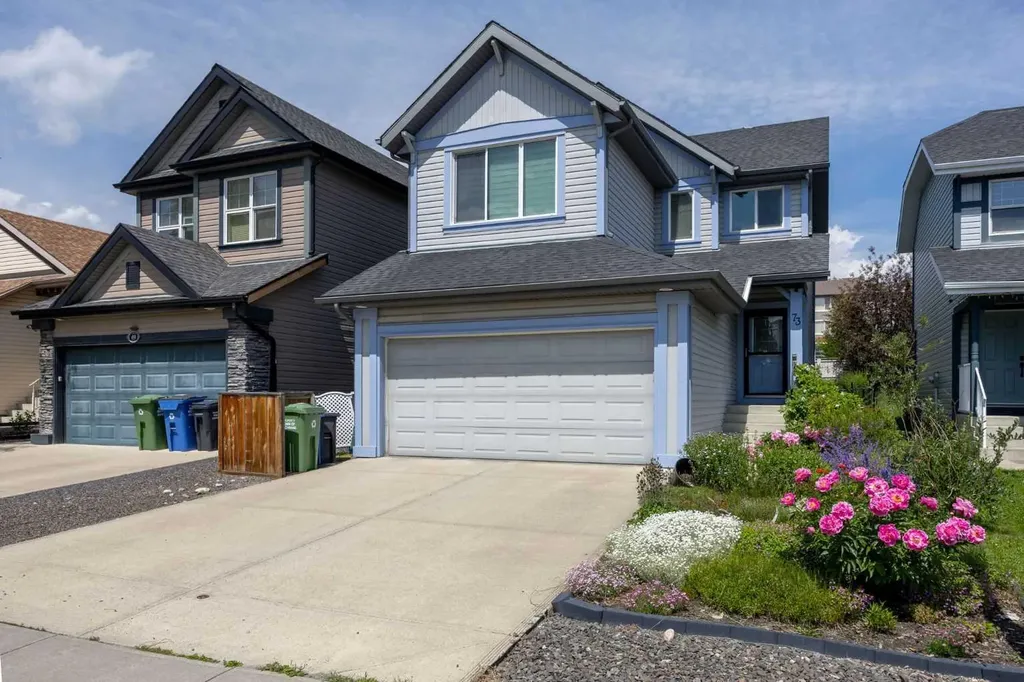73 Sunset Heights Cochrane AB T4C 0C7