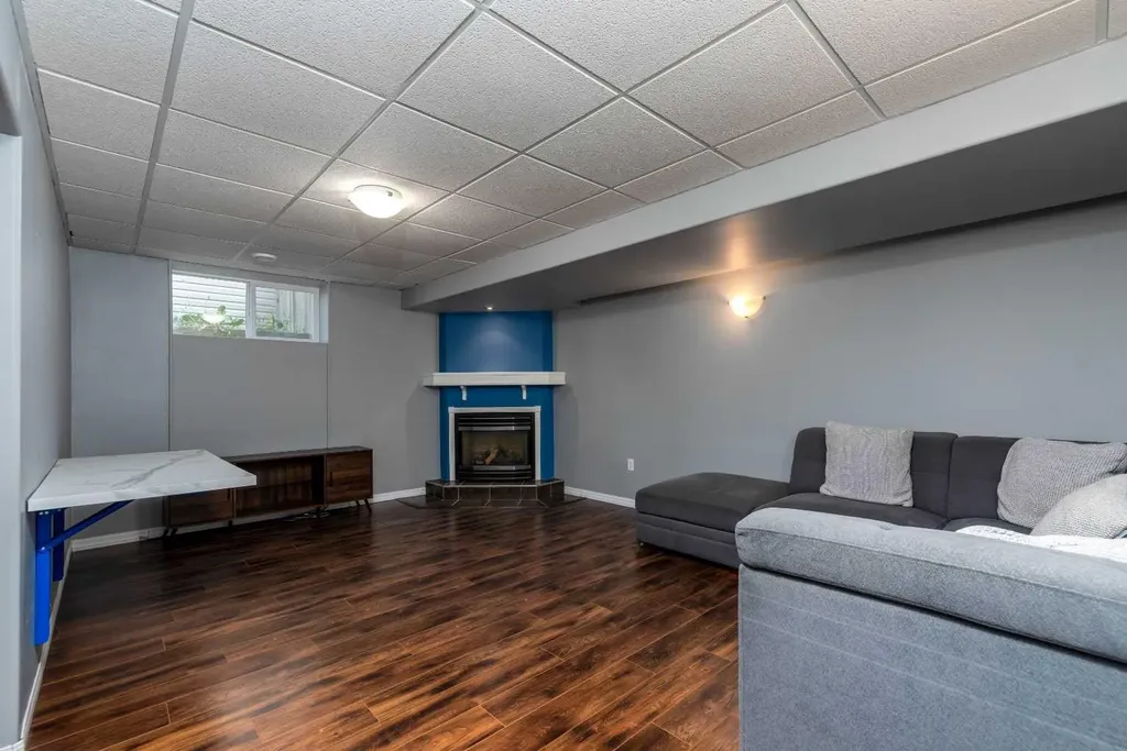 2308 52 Avenue Lloydminster AB T9V 2Z8