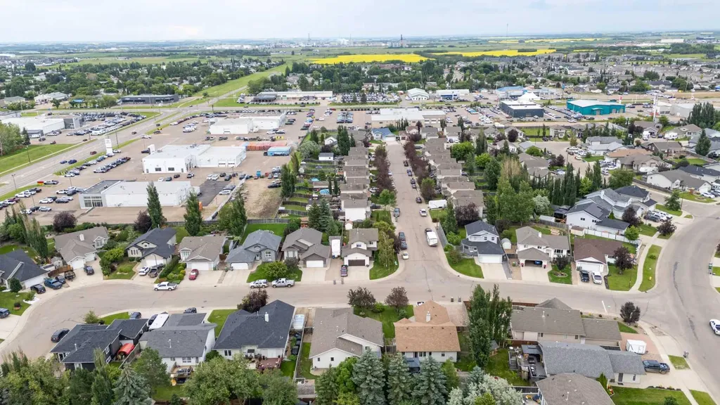 2308 52 Avenue Lloydminster AB T9V 2Z8