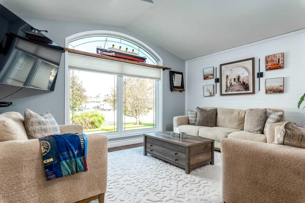 2308 52 Avenue Lloydminster AB T9V 2Z8