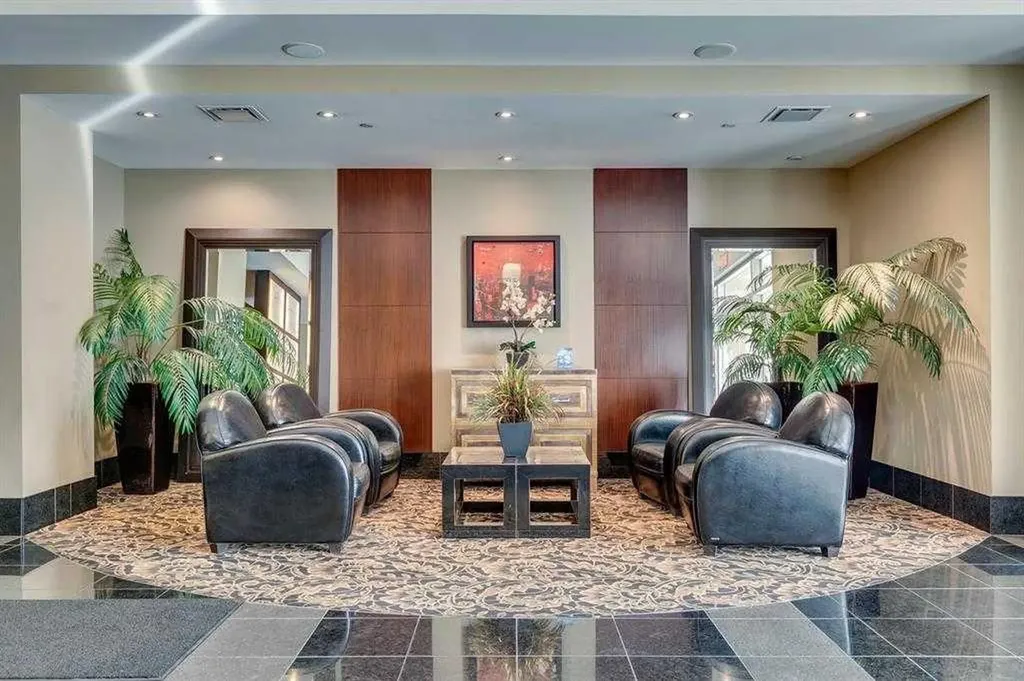 920 5 Avenue SW Calgary AB T2P 5P6