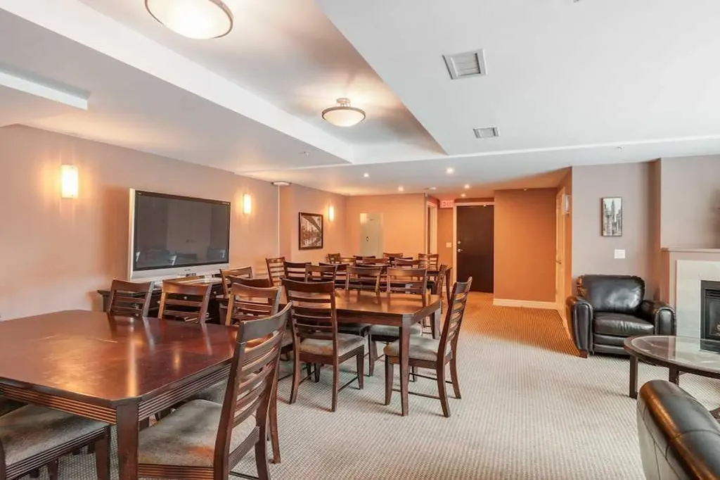 920 5 Avenue SW Calgary AB T2P 5P6