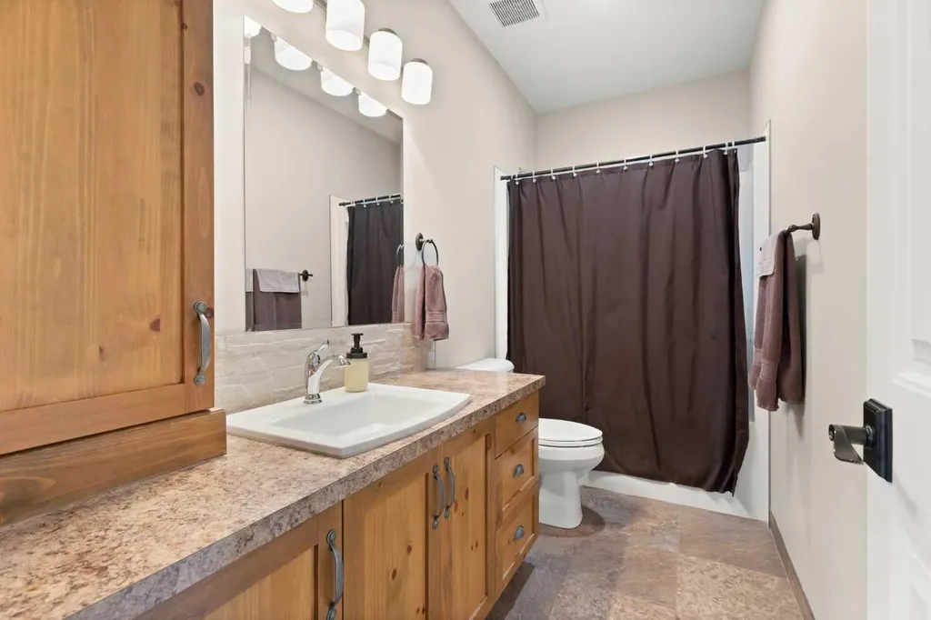 7228 Township Road 110 Rural Cypress County AB T0K 1Z0