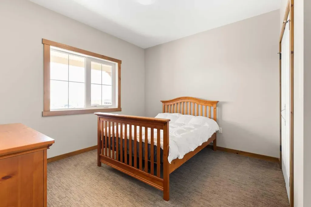 7228 Township Road 110 Rural Cypress County AB T0K 1Z0
