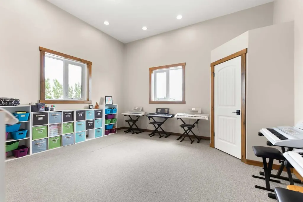 7228 Township Road 110 Rural Cypress County AB T0K 1Z0