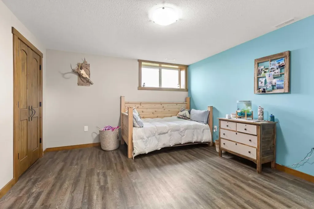 7228 Township Road 110 Rural Cypress County AB T0K 1Z0