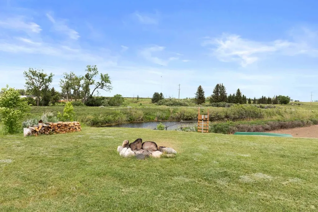 7228 Township Road 110 Rural Cypress County AB T0K 1Z0